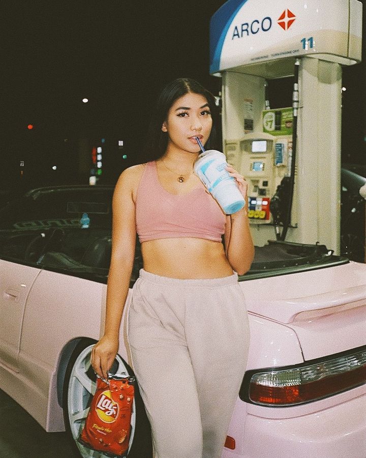 car poses for woman - @moonsmango