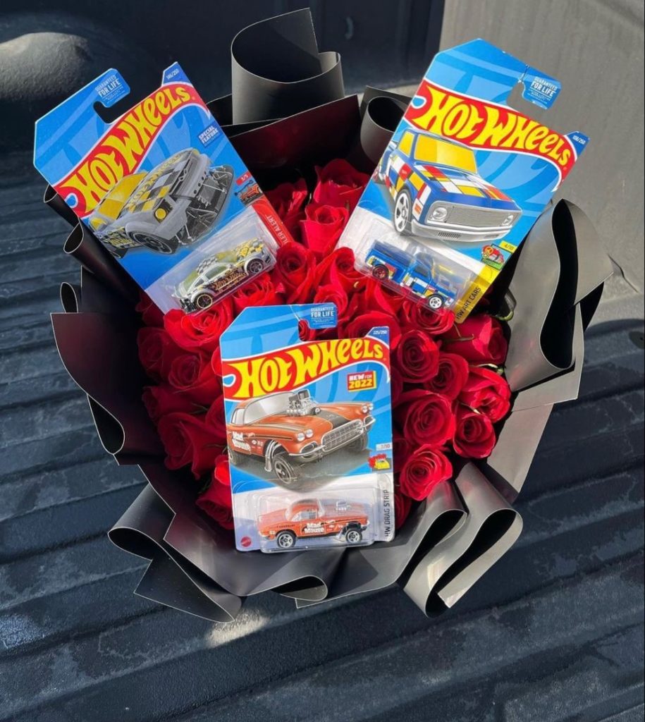 How To Make A Hot Wheels Bouquet In 3 Ridiculously Easy Steps